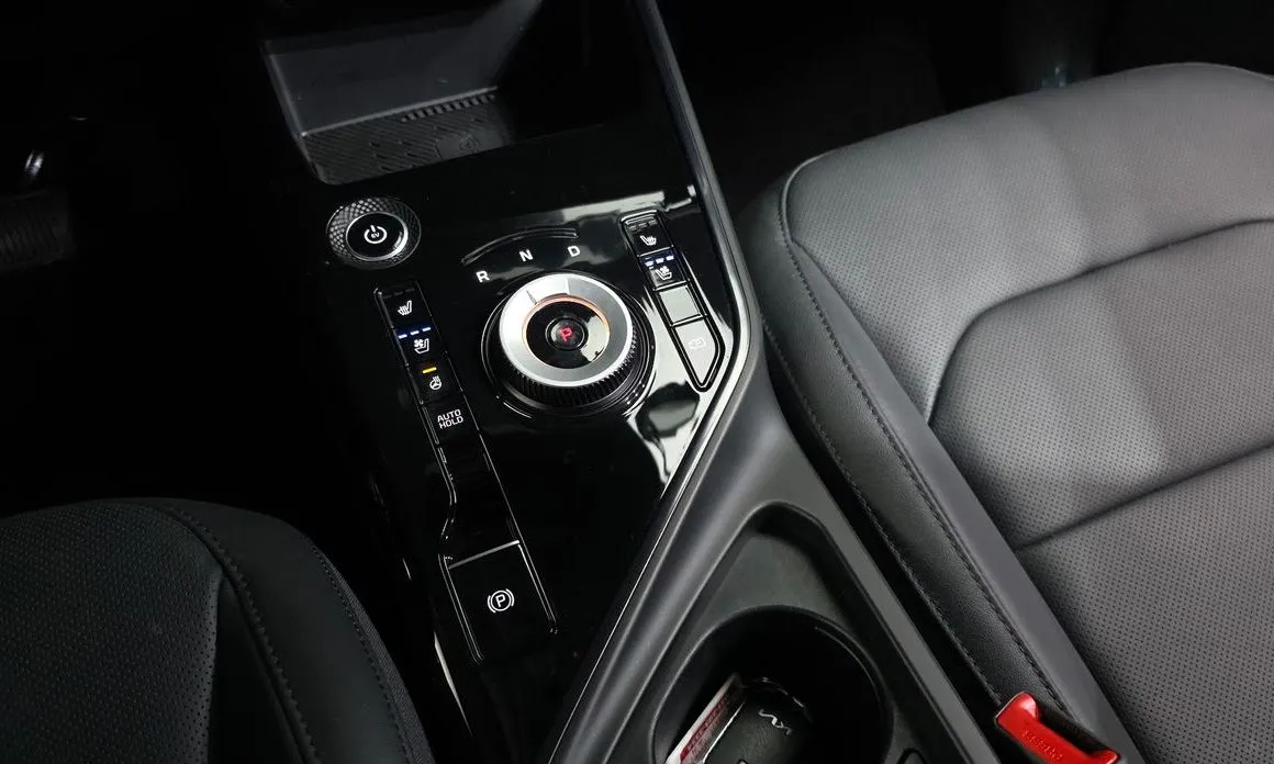 Kia Niro — фото 10