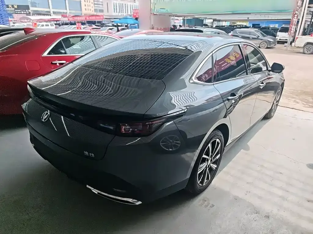 Changan Eado — фото 2