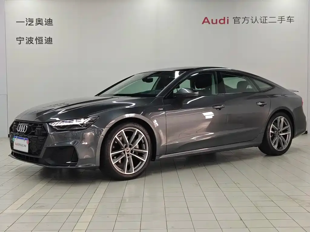 Audi A7 — фото 1