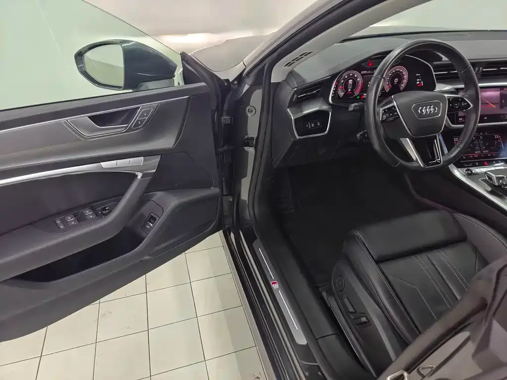 Audi A7 — фото 5