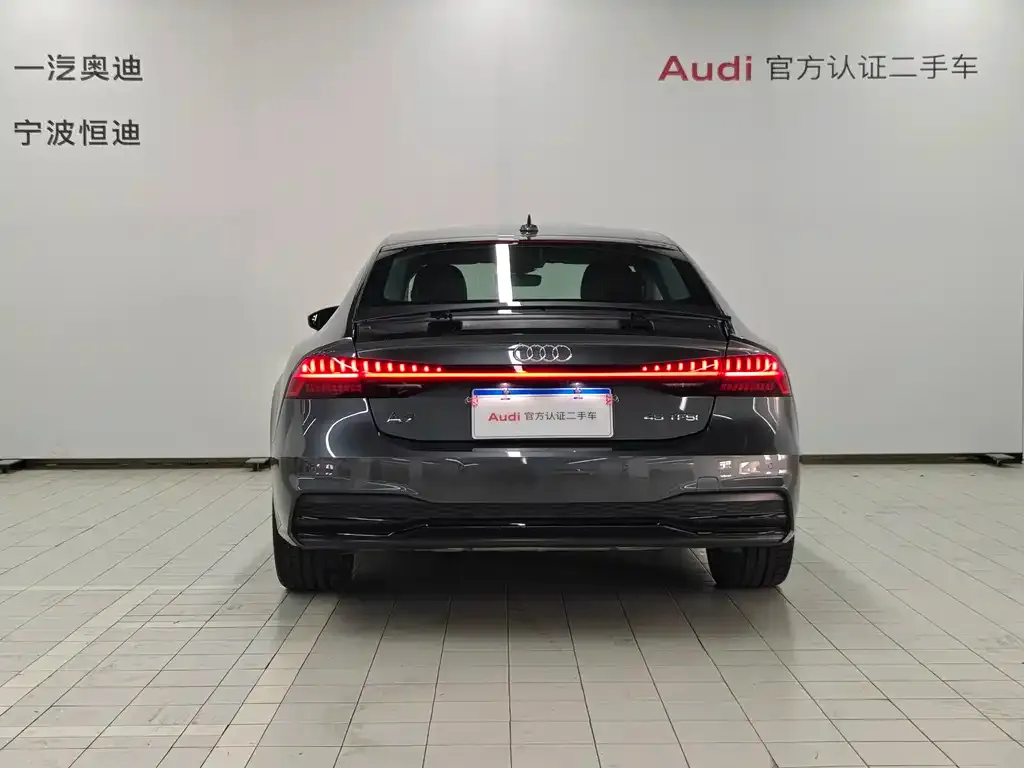 Audi A7 — фото 2