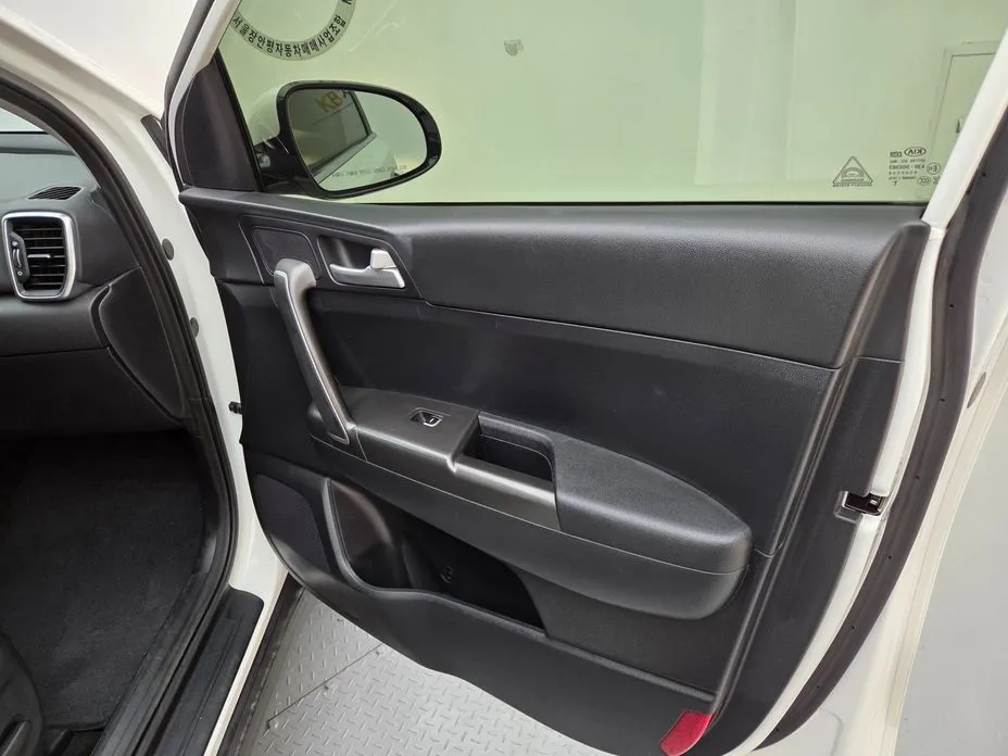 Kia Sportage — фото 7
