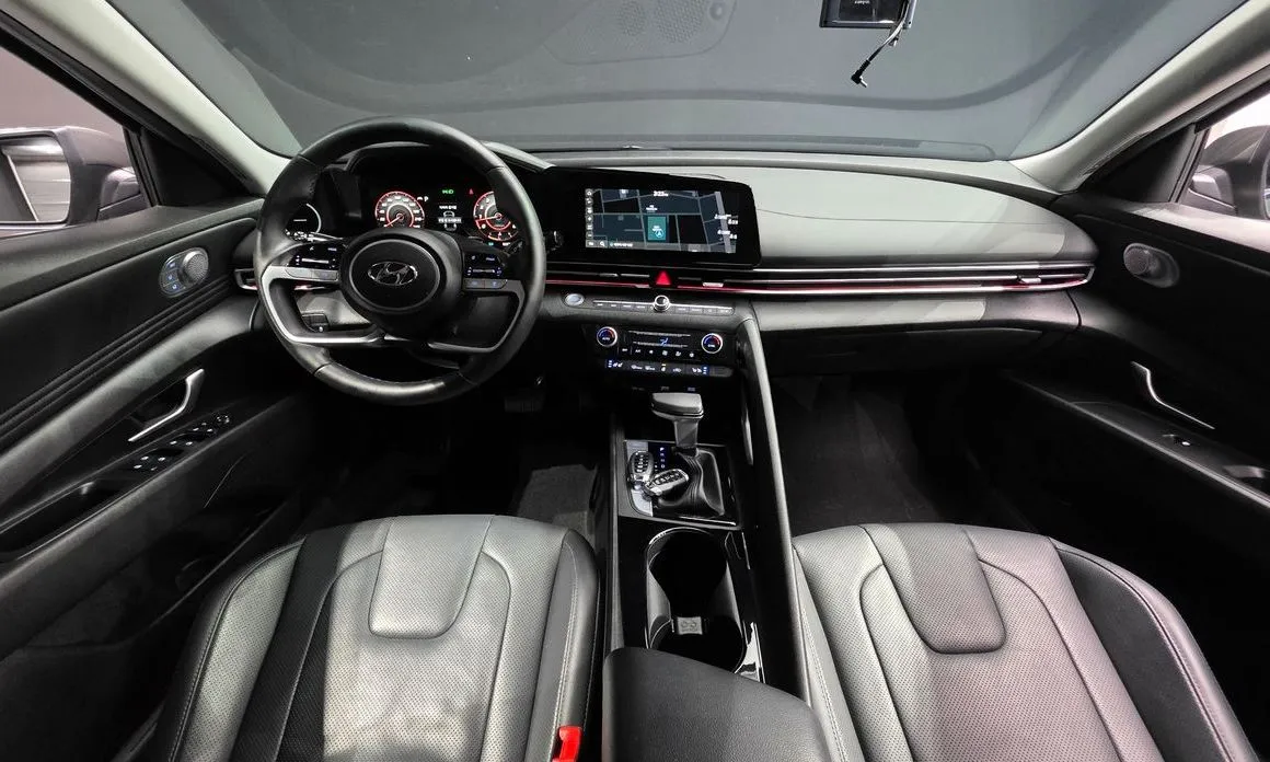 Hyundai AVANTE — фото 9