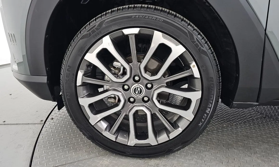 KG Mobility (Ssangyong) Torres — фото 9