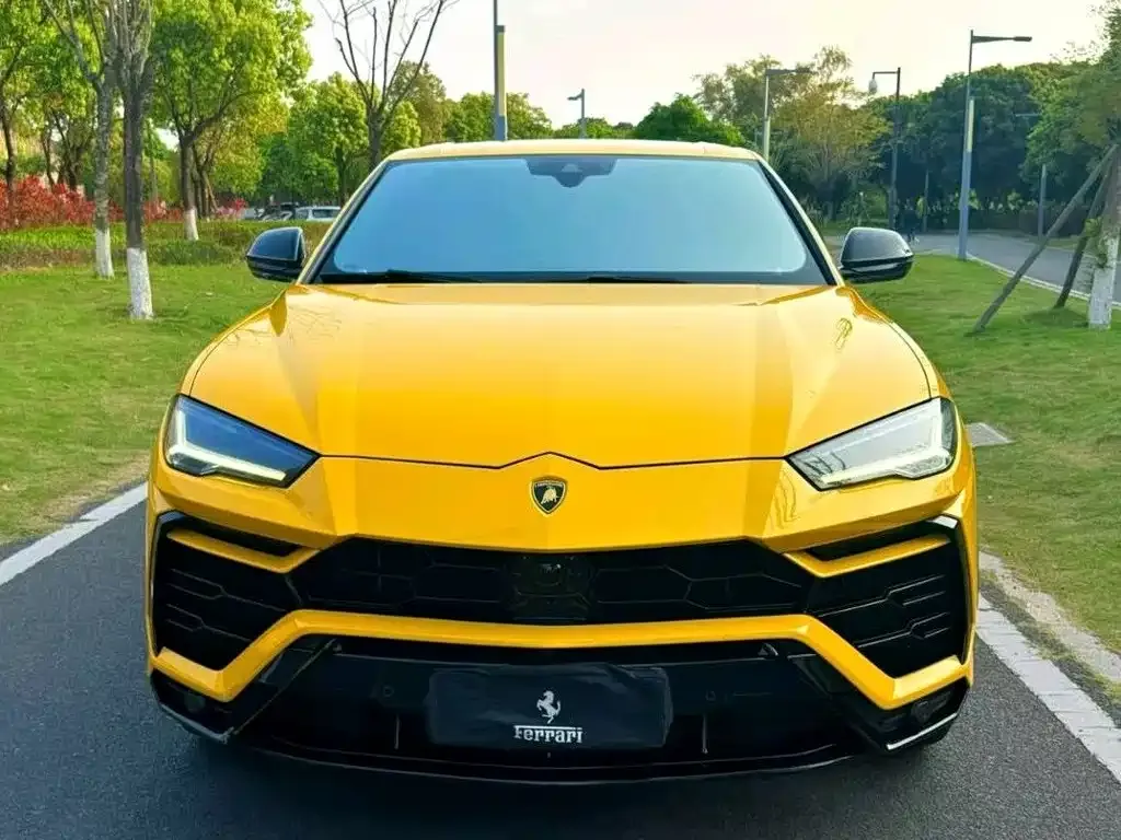 Lamborghini Urus — фото 6