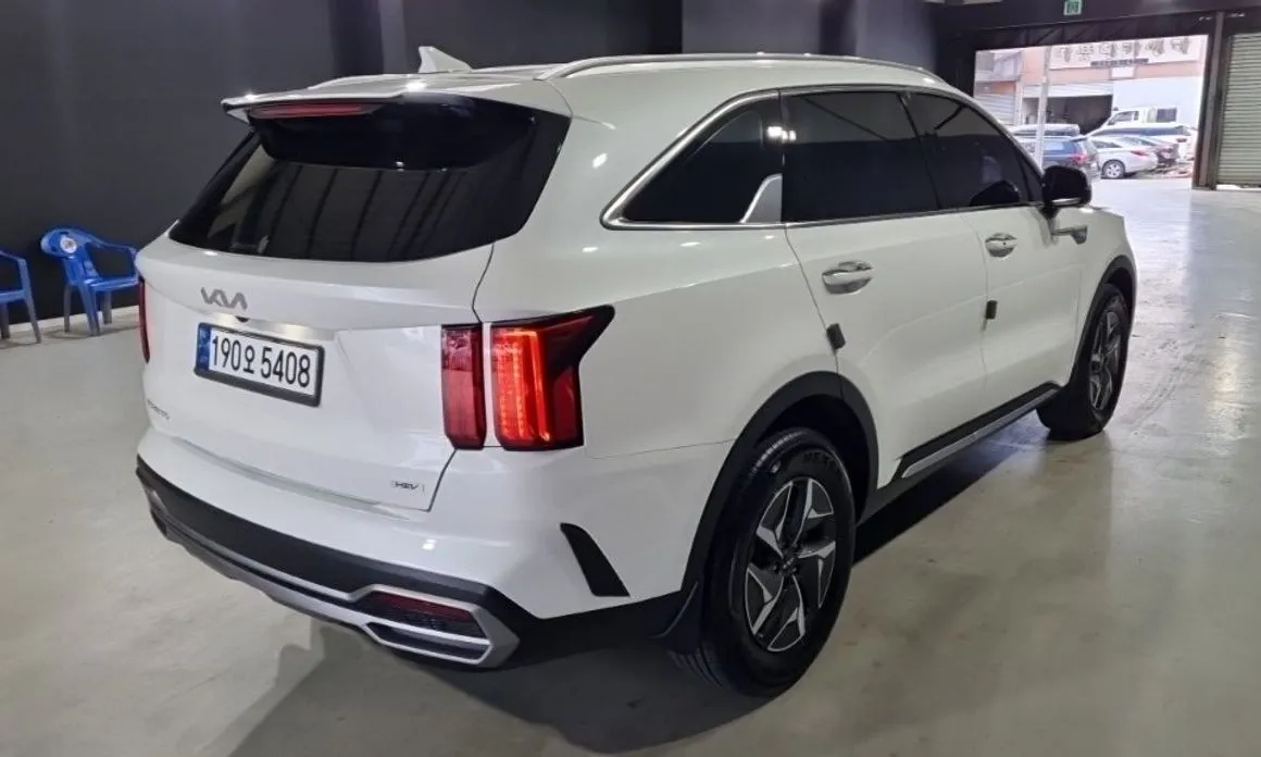 Kia Sorento — фото 4