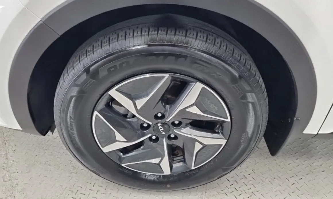 Kia Sorento — фото 3