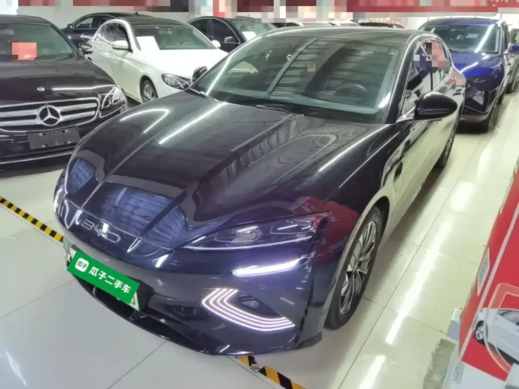 BYD Seal — фото 1