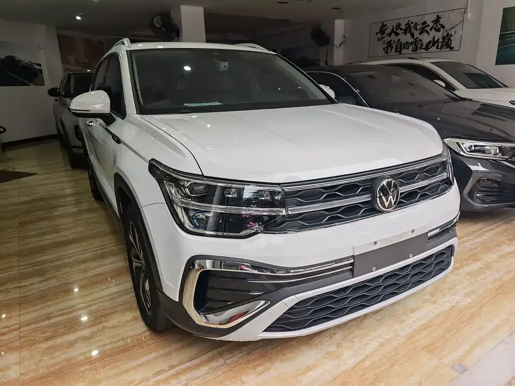 Volkswagen Tharu — фото 6