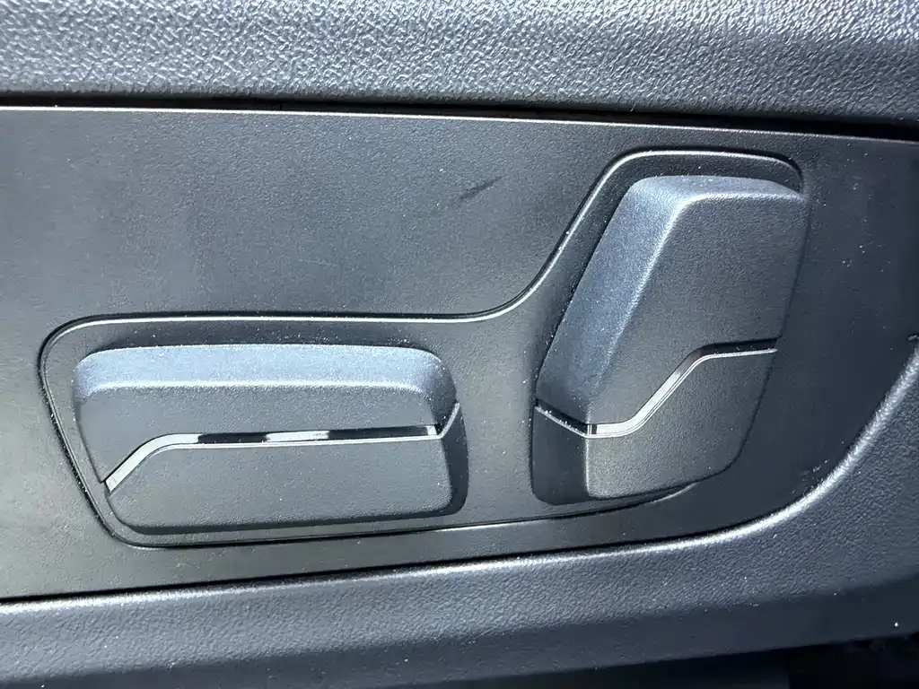 BMW X1 — фото 10