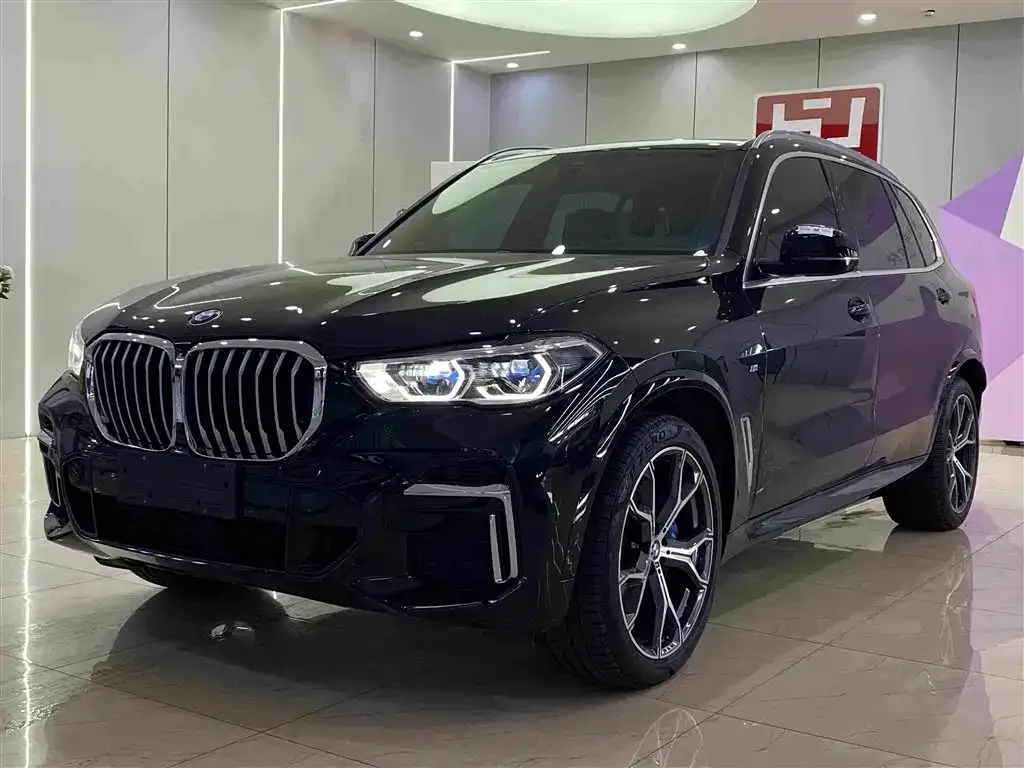 BMW X5 — фото 1