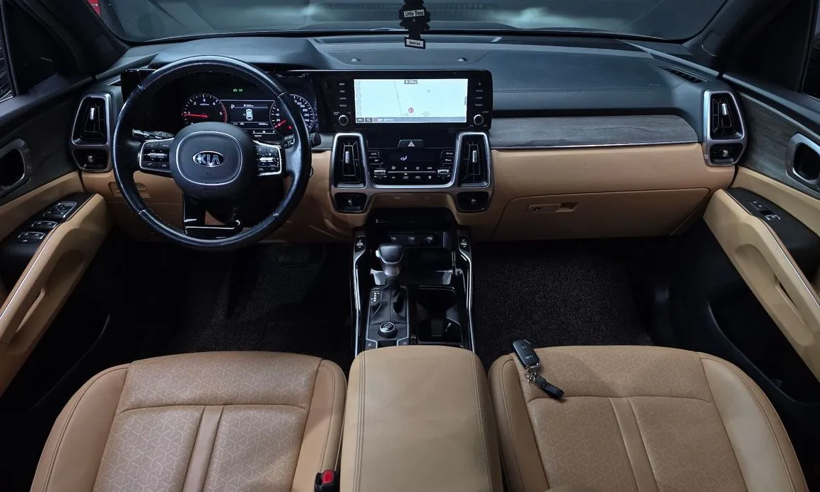 Kia Sorento — фото 5