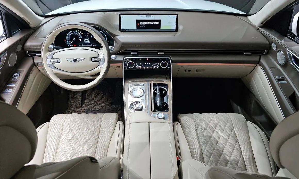 Genesis GV80 — фото 10