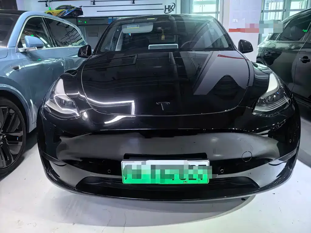 Tesla Model Y — фото 5