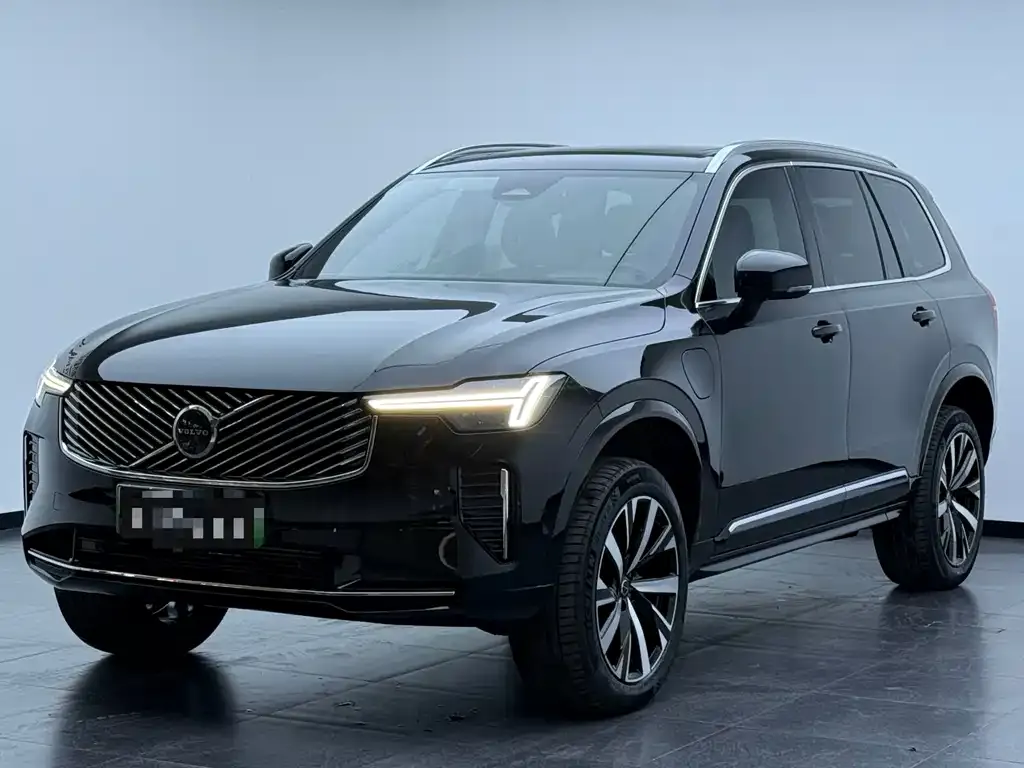 Volvo XC90 PHEV — фото 1