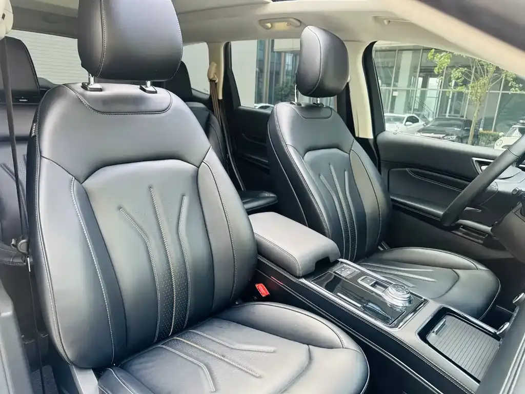 Ford Edge — фото 4