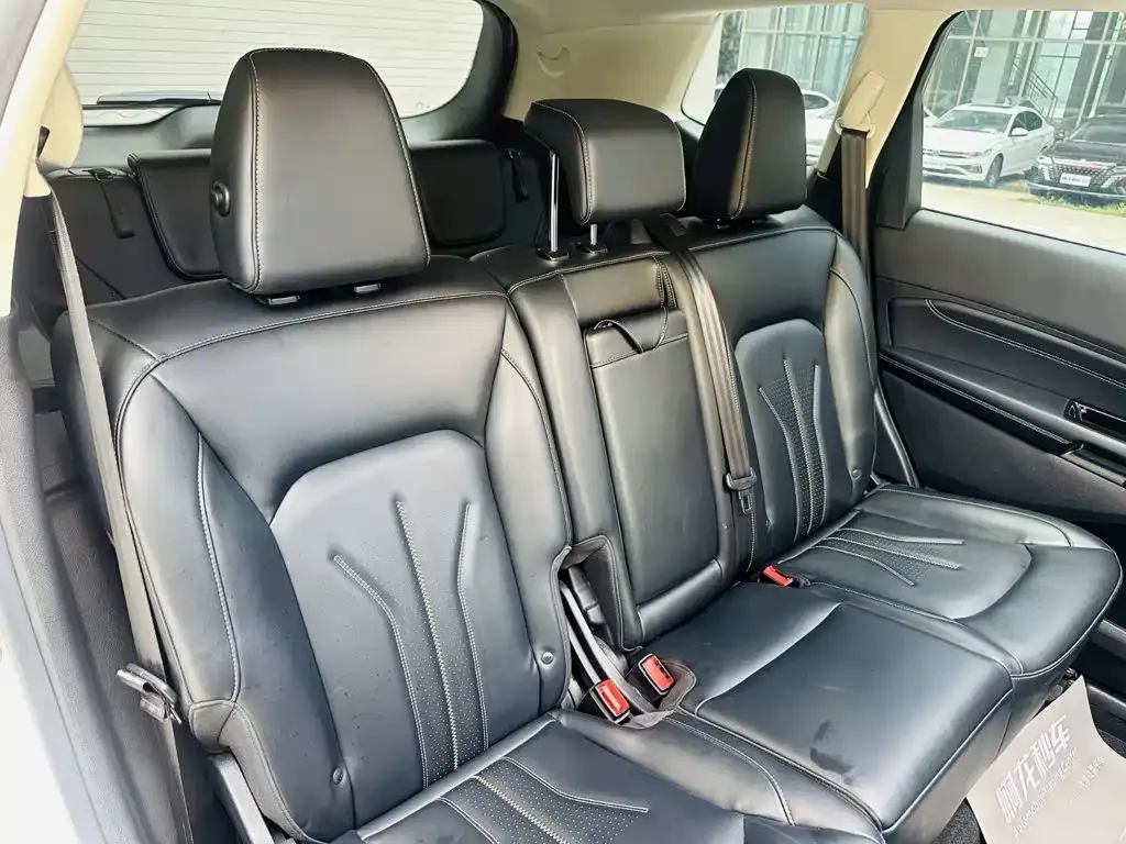 Ford Edge — фото 10