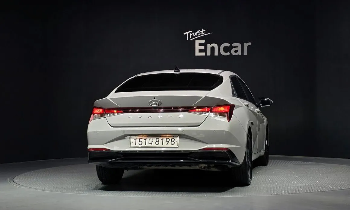 Hyundai AVANTE — фото 4
