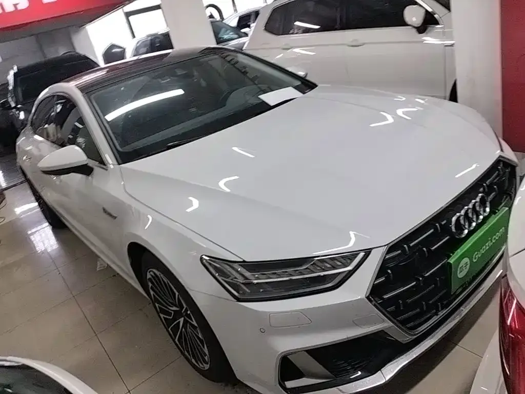 Audi A7L — фото 10