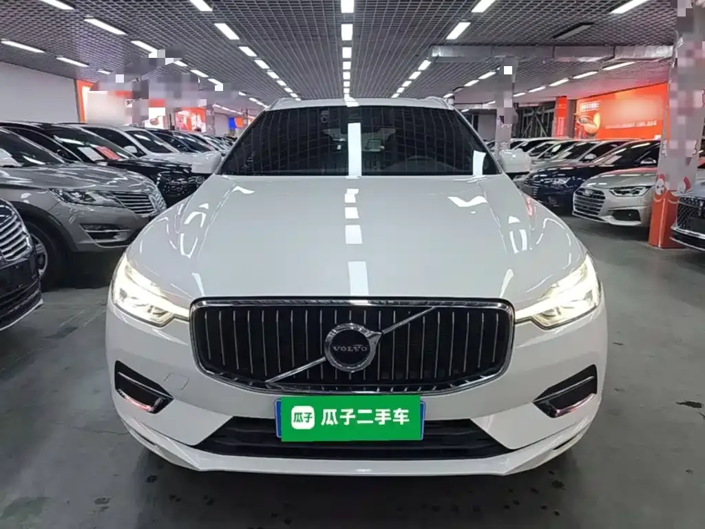 Volvo XC60 — фото 4