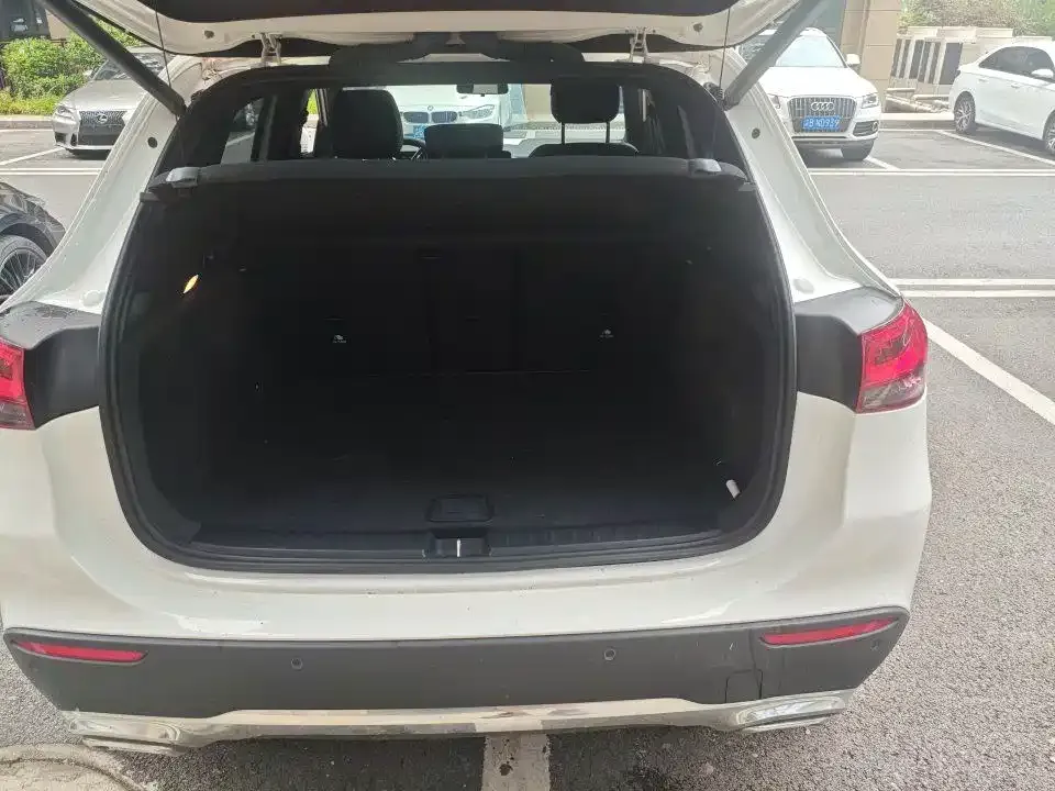 Mercedes-Benz GLA — фото 8