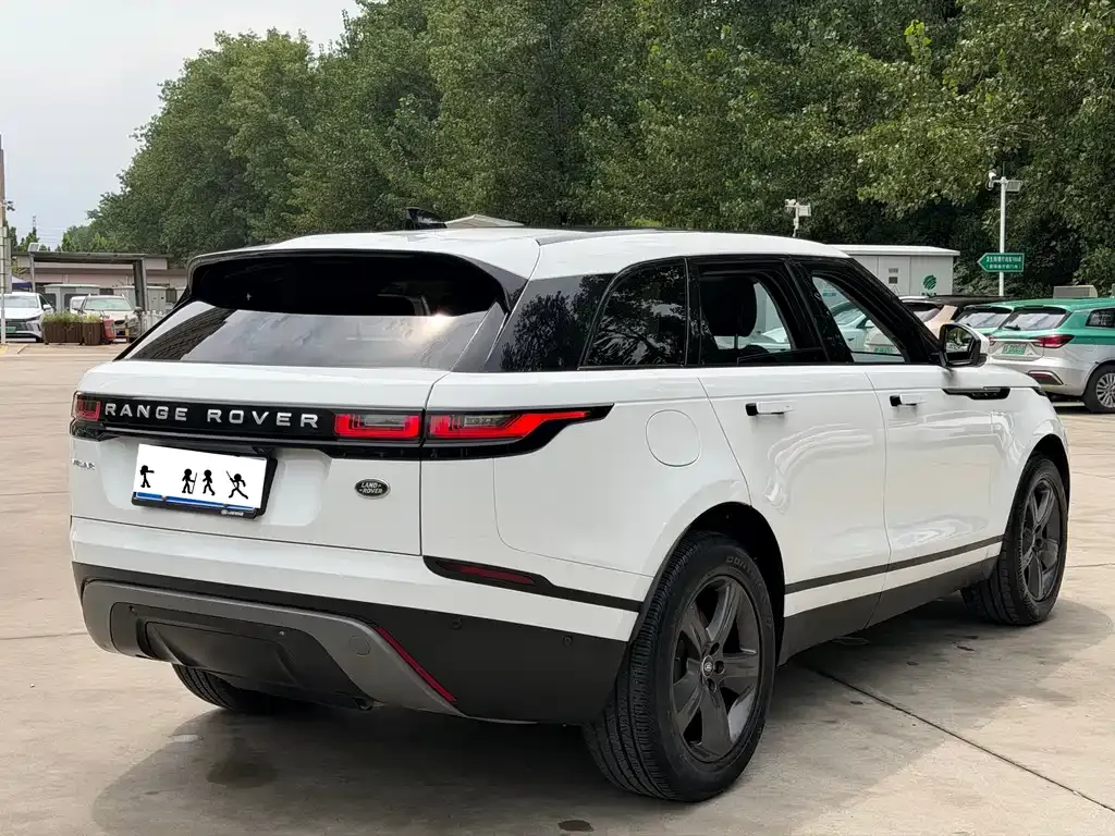 Land Rover Velar — фото 6