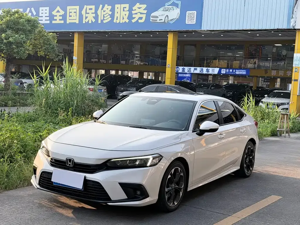 Honda Civic — фото 1