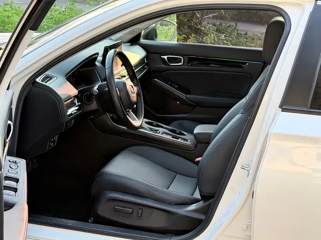 Honda Civic — фото 4