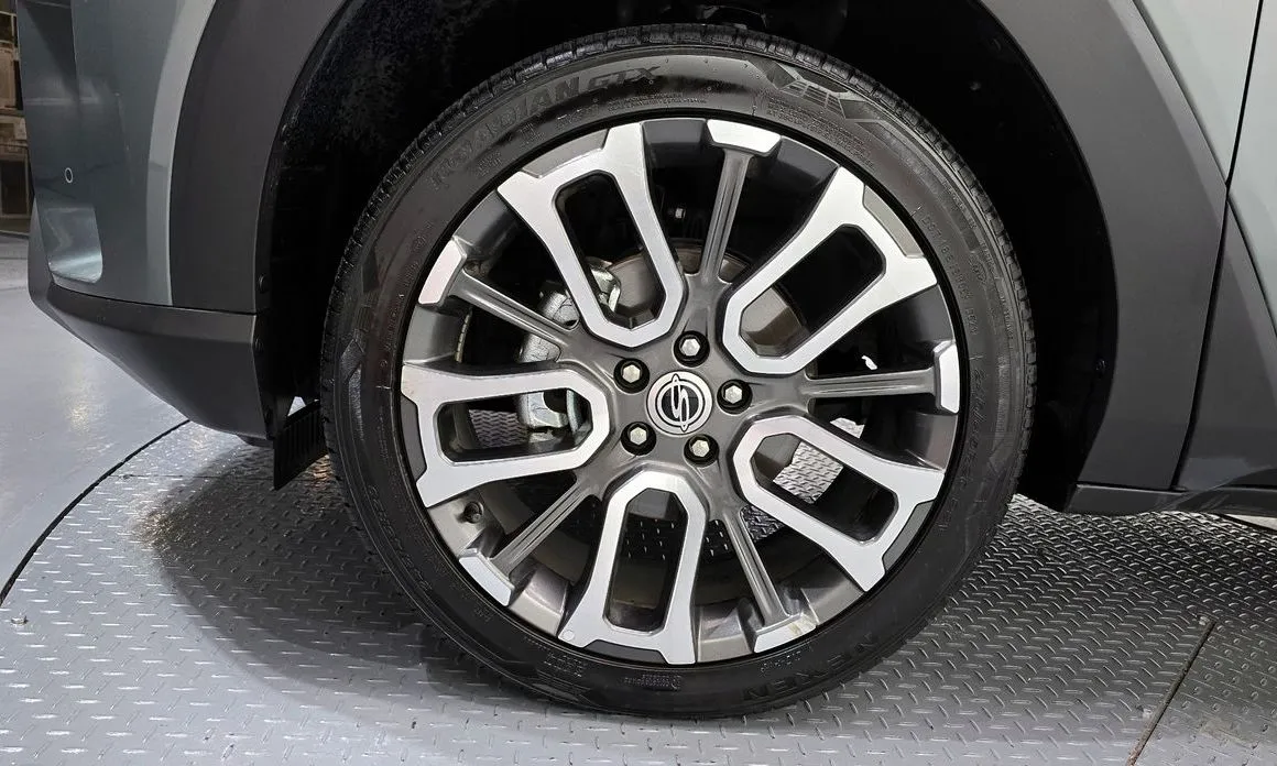 KG Mobility (Ssangyong) Torres — фото 3