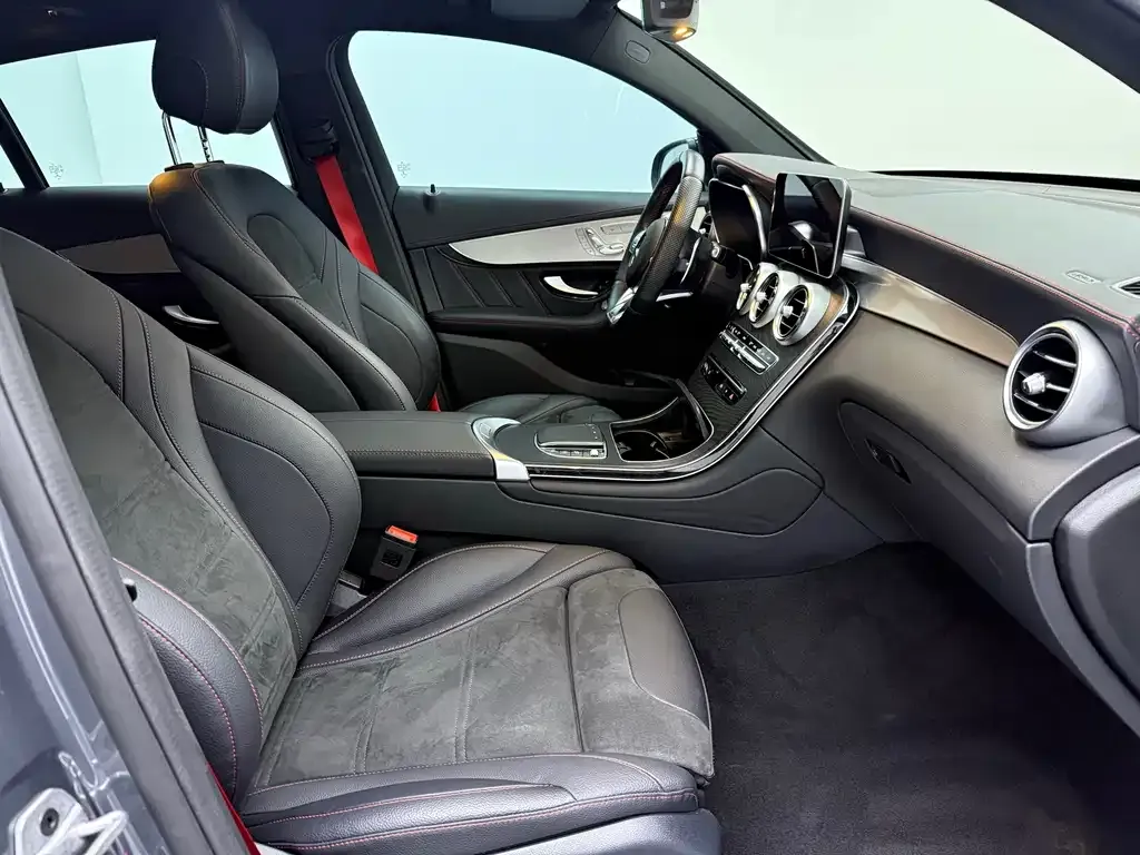 Mercedes-Benz GLC Coupe AMG — фото 7