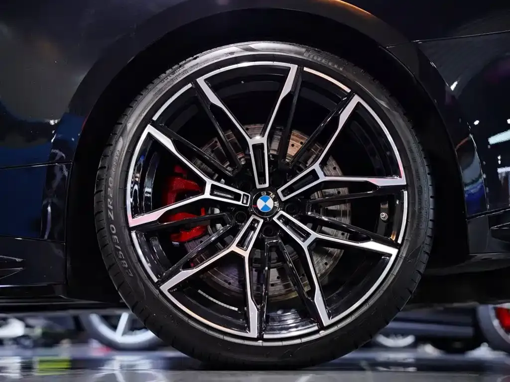 BMW M4 — фото 3