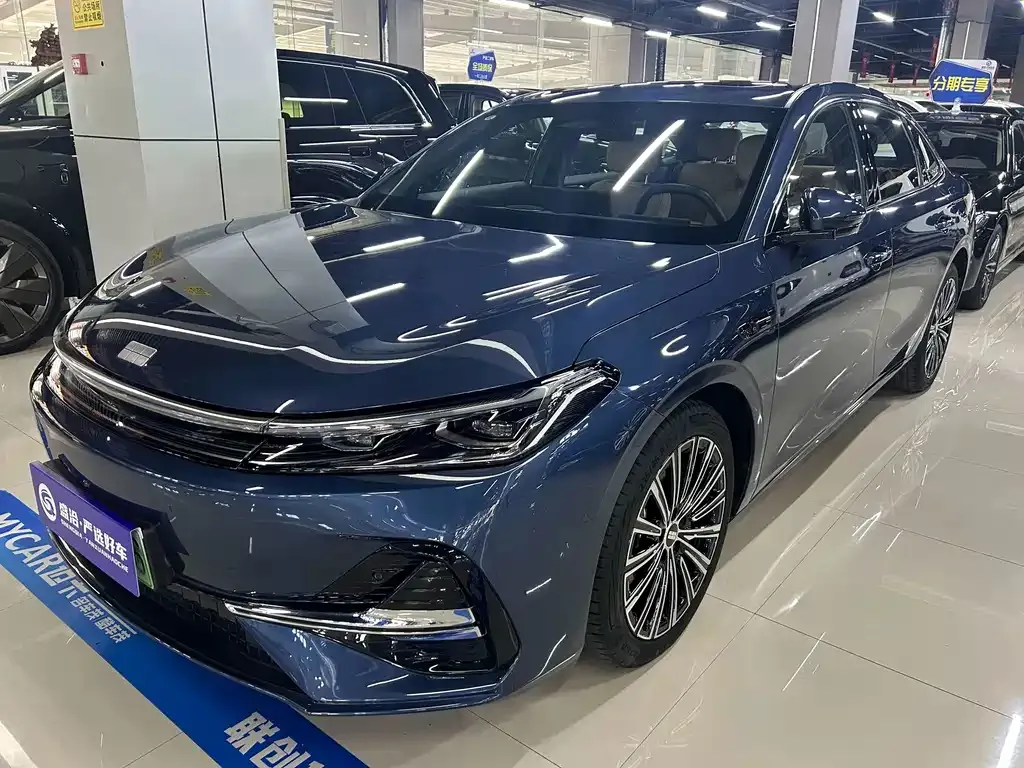 Geely 银河A7 EM — фото 1