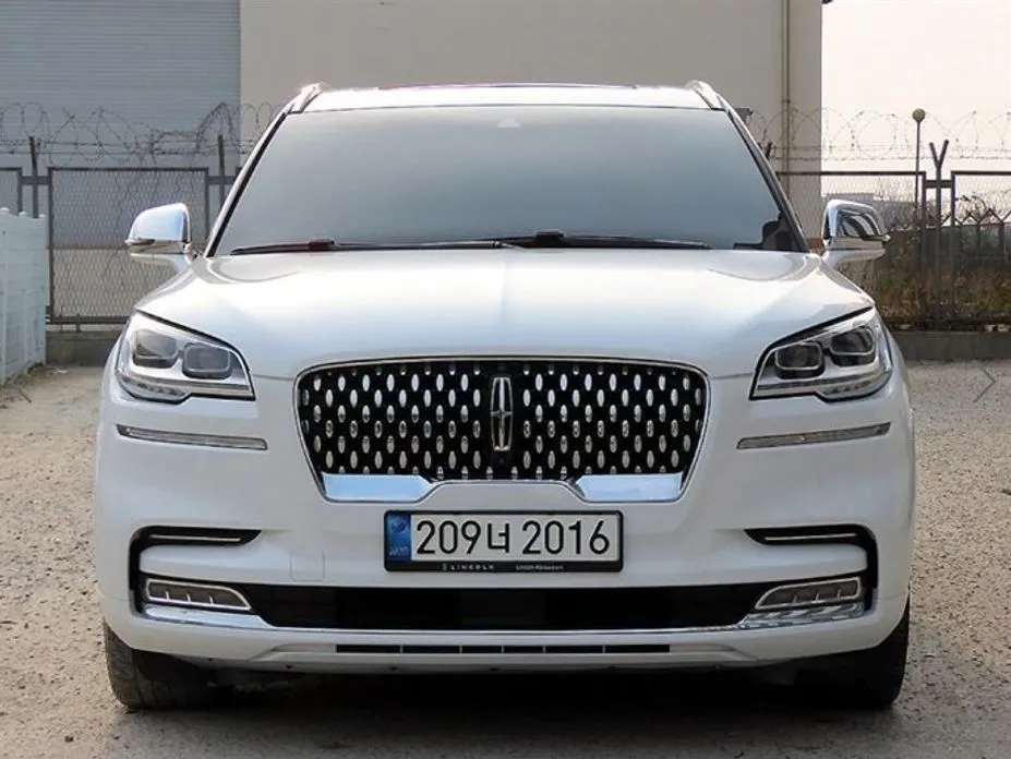 Lincoln Aviator — фото 1