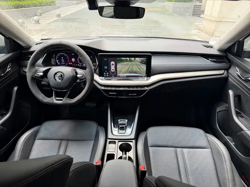 Skoda Octavia — фото 3