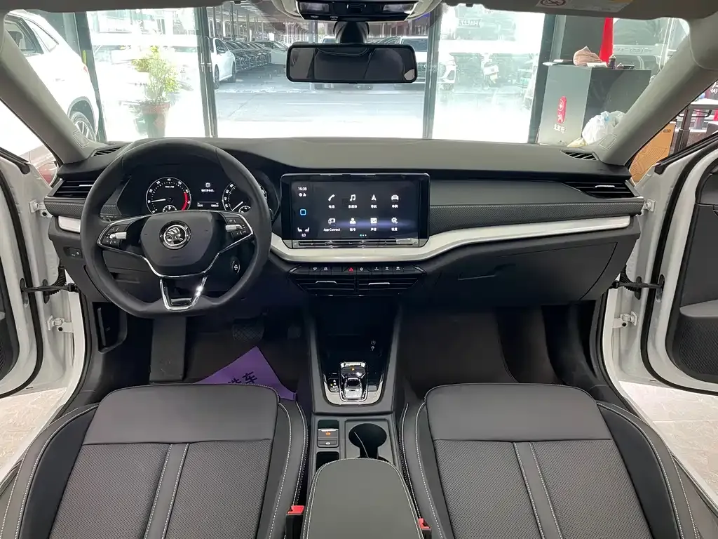 Skoda Octavia — фото 10