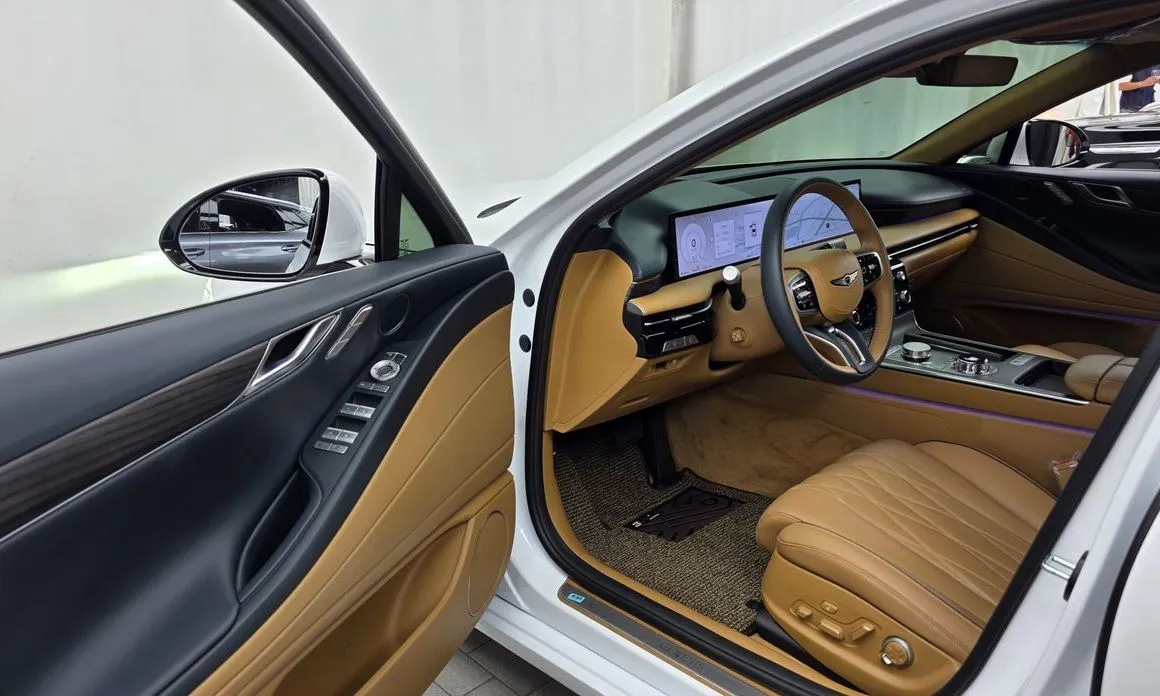 Genesis G80 — фото 10