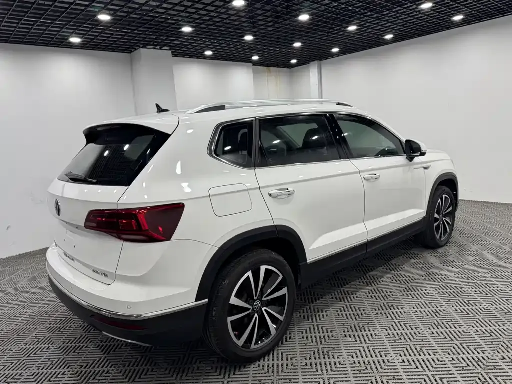 Volkswagen Tharu — фото 6