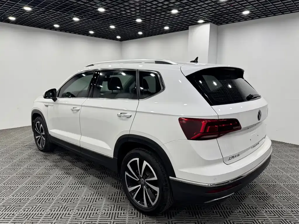 Volkswagen Tharu — фото 4