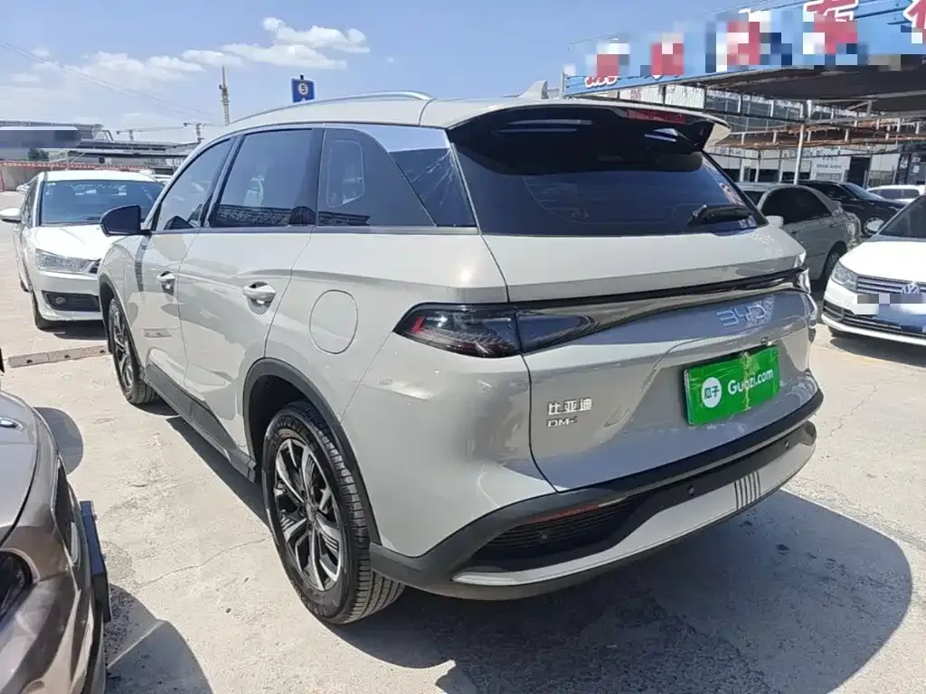 BYD Seal 05 DM-i — фото 6