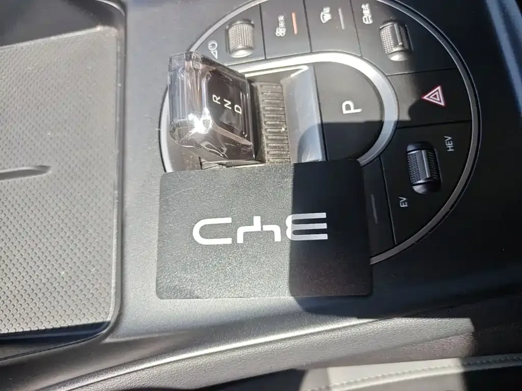 BYD Seal 05 DM-i — фото 2