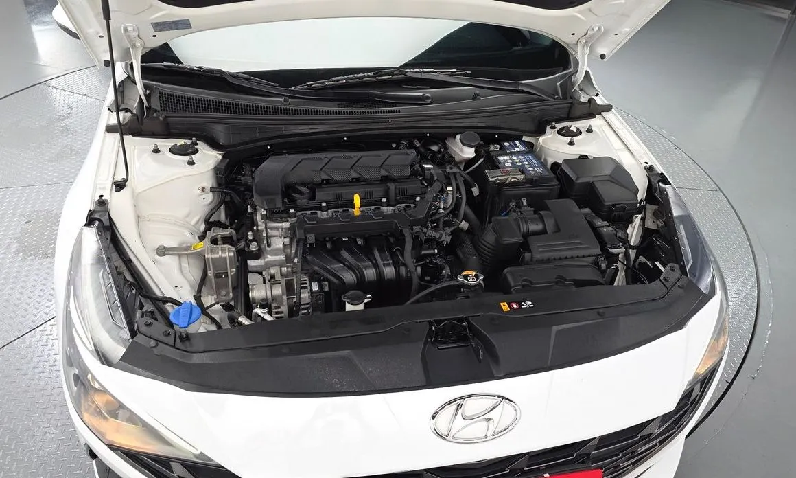 Hyundai AVANTE — фото 9