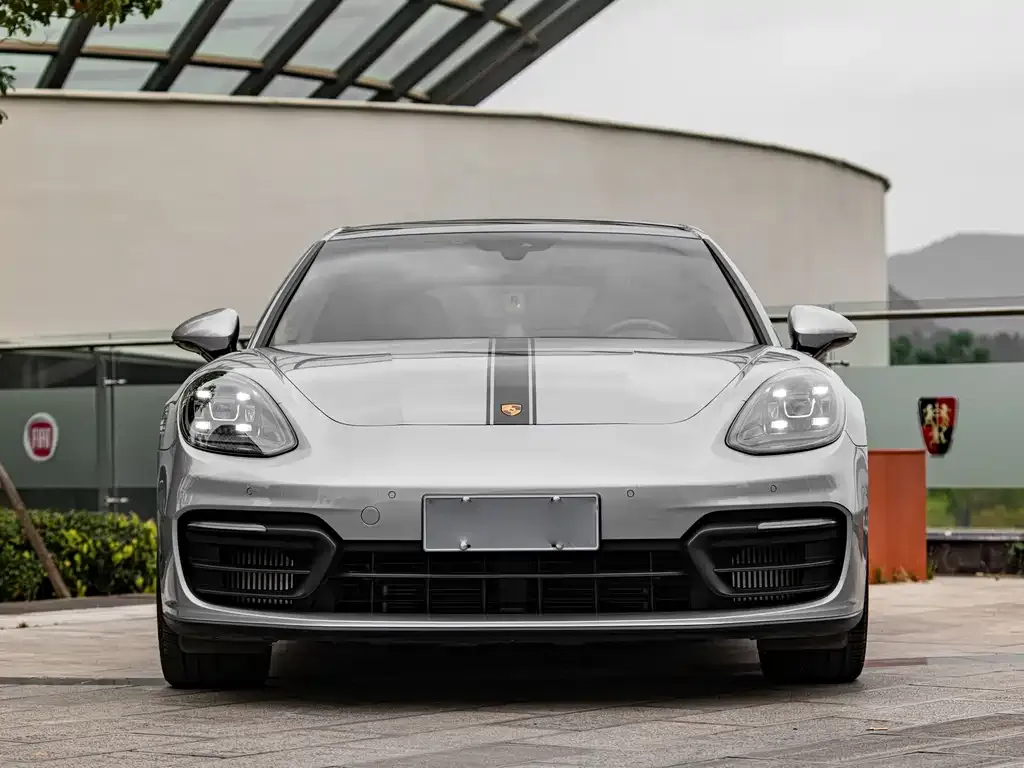 Porsche Panamera — фото 2