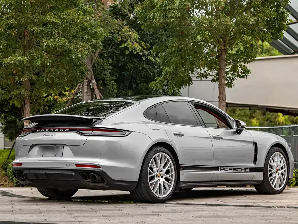 Porsche Panamera — фото 10