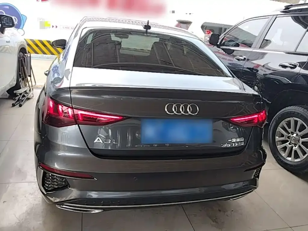 Audi A3 — фото 2