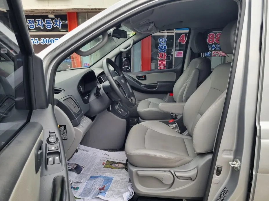 Hyundai Starex — фото 10