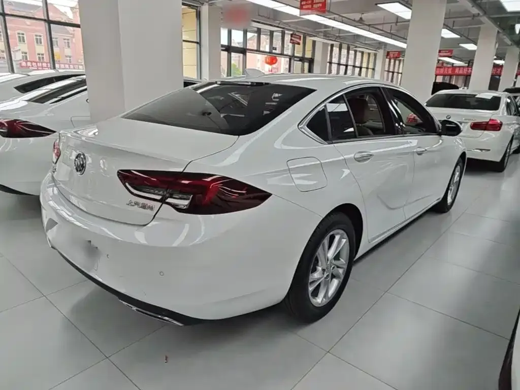 Buick Regal — фото 8
