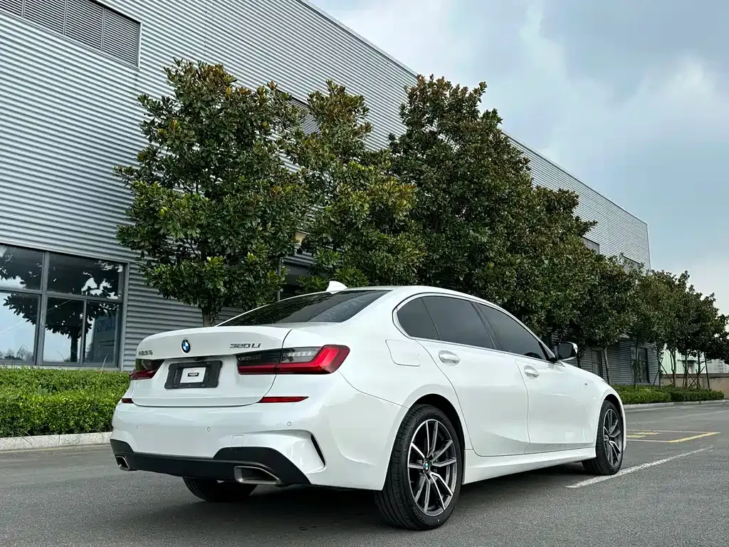 BMW 3 Series — фото 10