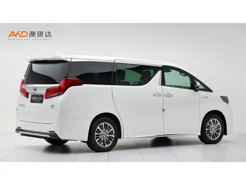 Toyota Alphard — фото 3