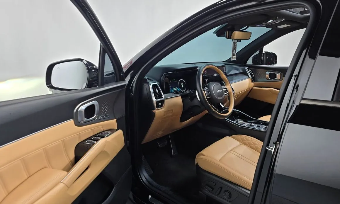 Kia Sorento — фото 6