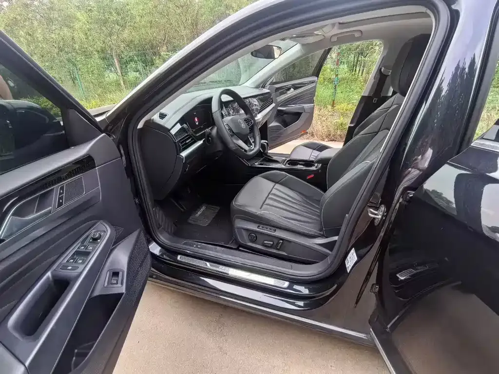 Volkswagen Passat — фото 4